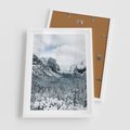 Plakat w ramie 50x70 - Góry Śnieżnej Krainy - góry, szczyty - rama biała