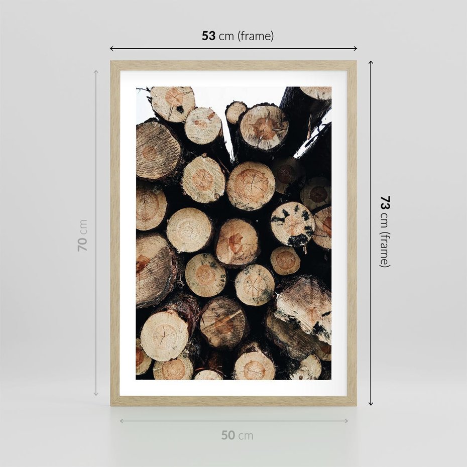 Plakat w ramie 50x70 - Siła Drewna - ścięte drewno, belki drewna ułożone jedna na drugiej - rama drewno