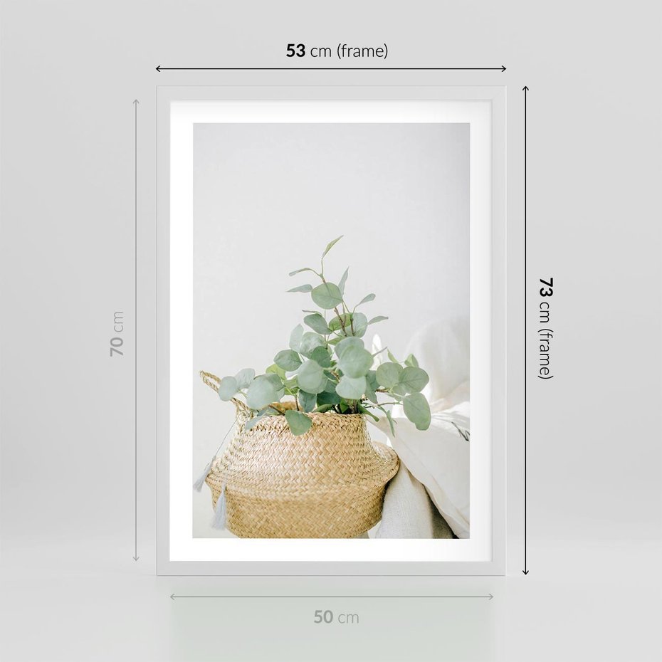 Plakat w ramie 50x70 - Eukaliptusowa Świeżość - eukaliptus, liście w koszu z wikliny - rama biała