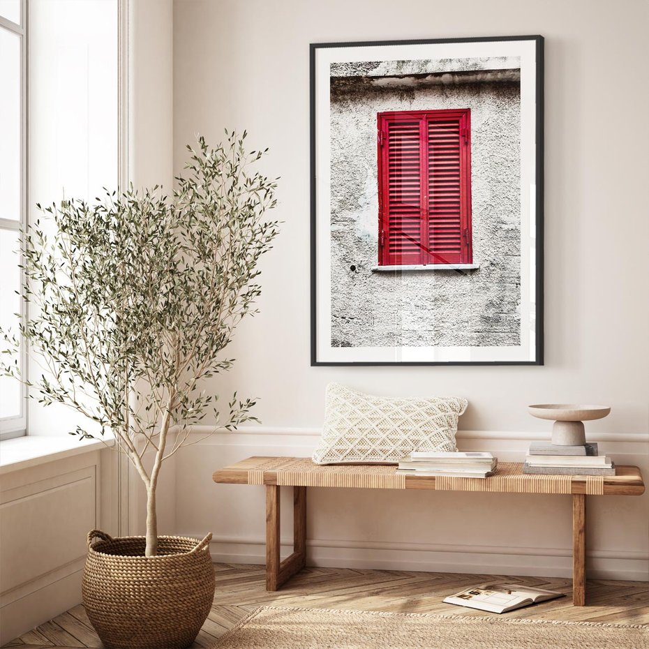 Plakat w ramie 30x40 - Okno z Czerwonymi Okiennicami - stare okno, kamienica - rama czarna