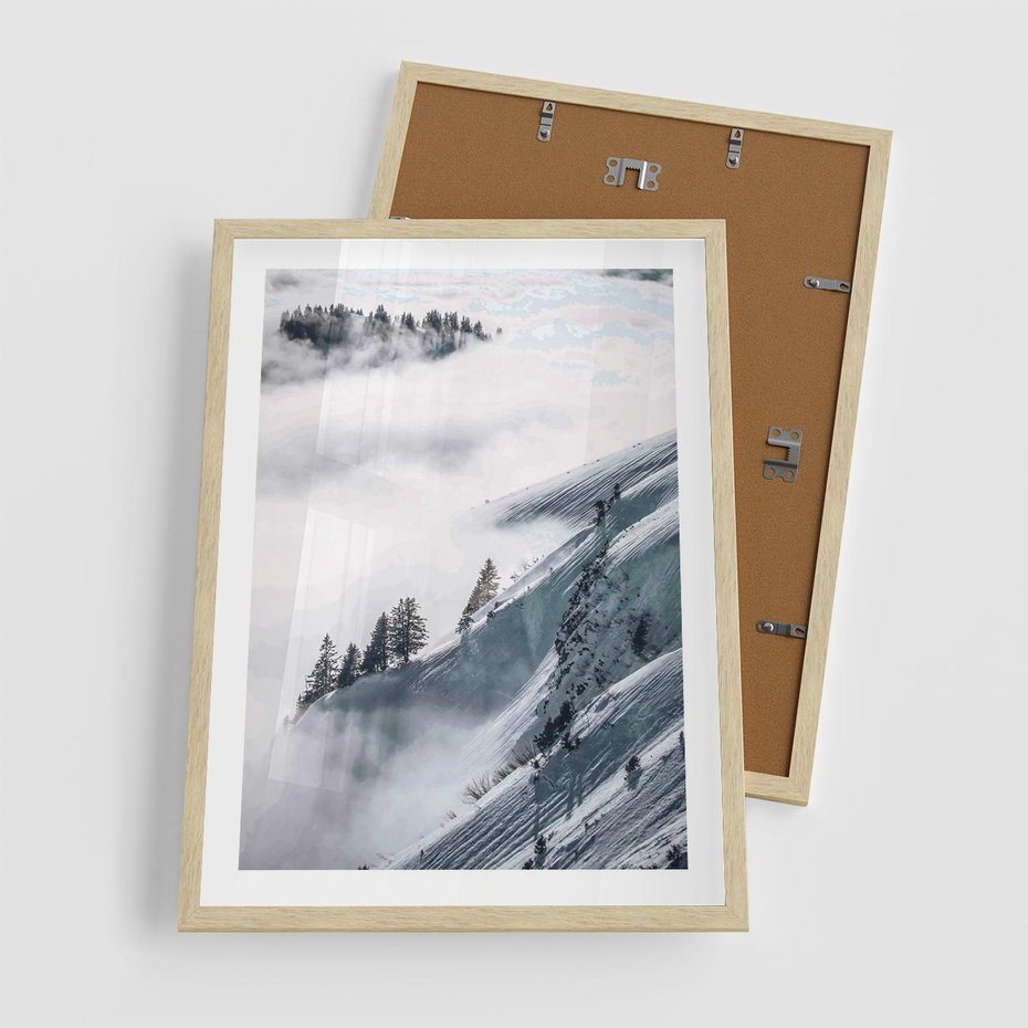 Plakat w ramie 50x70 - Czystość Natury - ośnieżone szczyty górskie, pejzaż - rama drewno