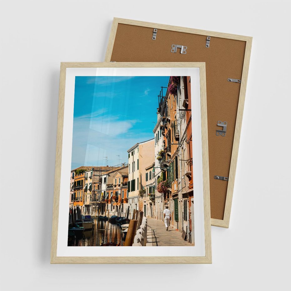 Plakat w ramie 50x70 - Magia Miejskiego Krajobrazu - uliczka, perspektywa - rama drewno