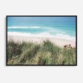 Obraz w ramie 100x70 - Harmonia Natury - widok z wydm, wydmy porośnięte trawami - rama czarna