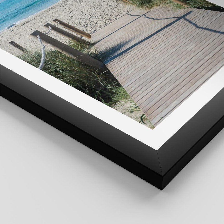 Plakat w ramie 50x70 - Żywa Natura - plaża, morze - rama czarna