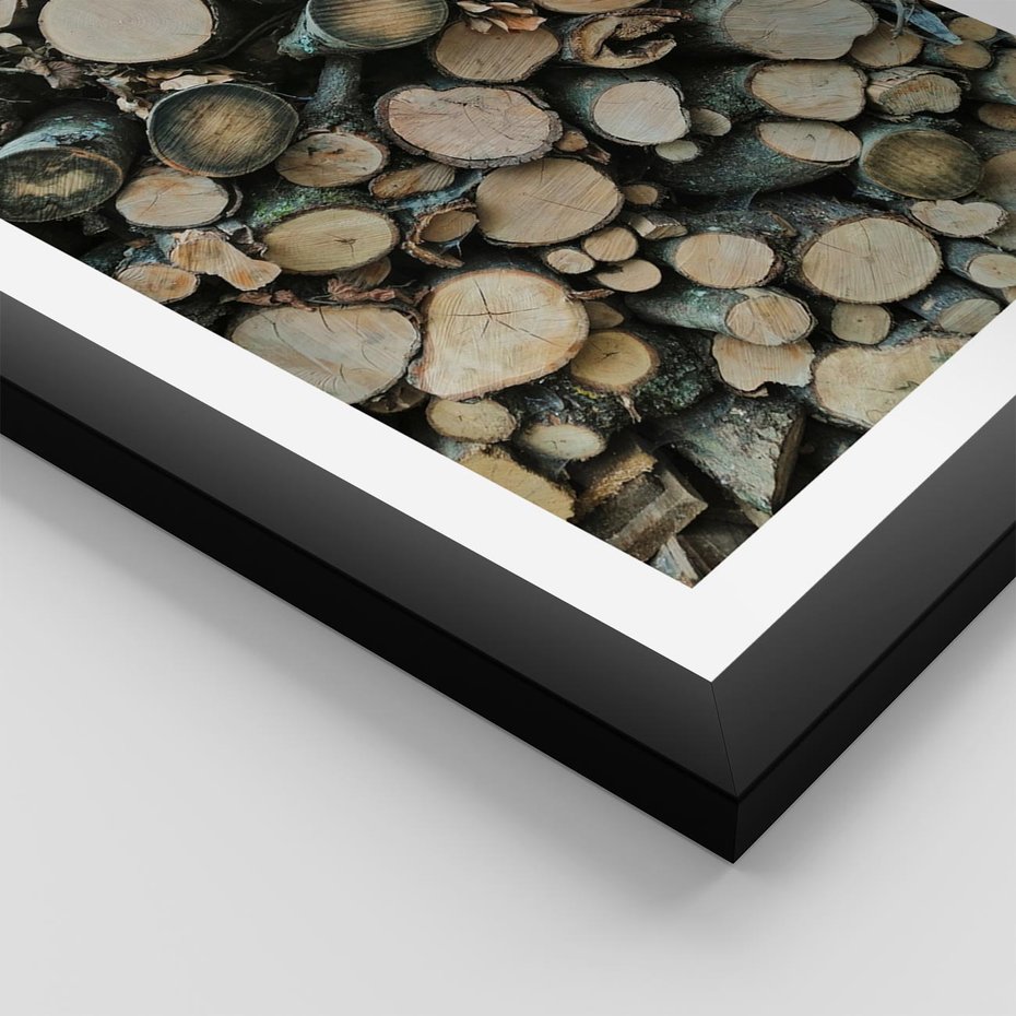 Plakat w ramie 50x70 - Bliskość Natury - drewno, las - rama czarna