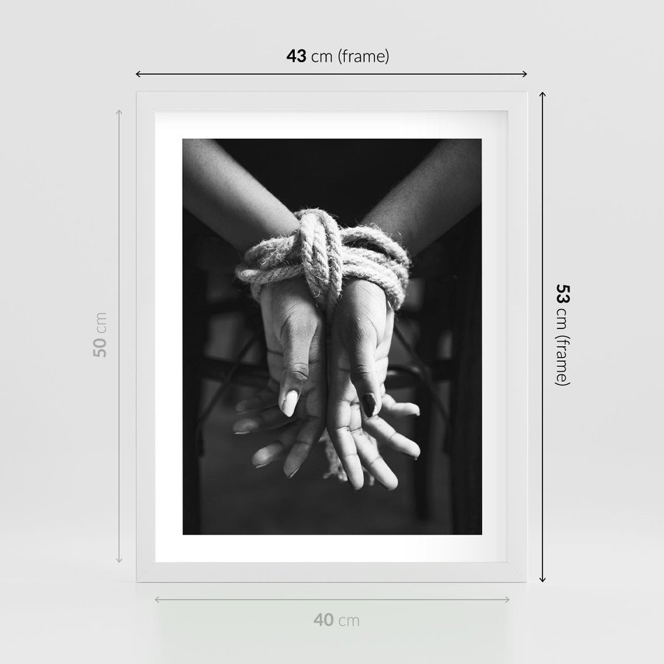 Plakat w ramie 40x50 - Splątane Uczucia - czarno biała fotografia, artystyczna - rama biała
