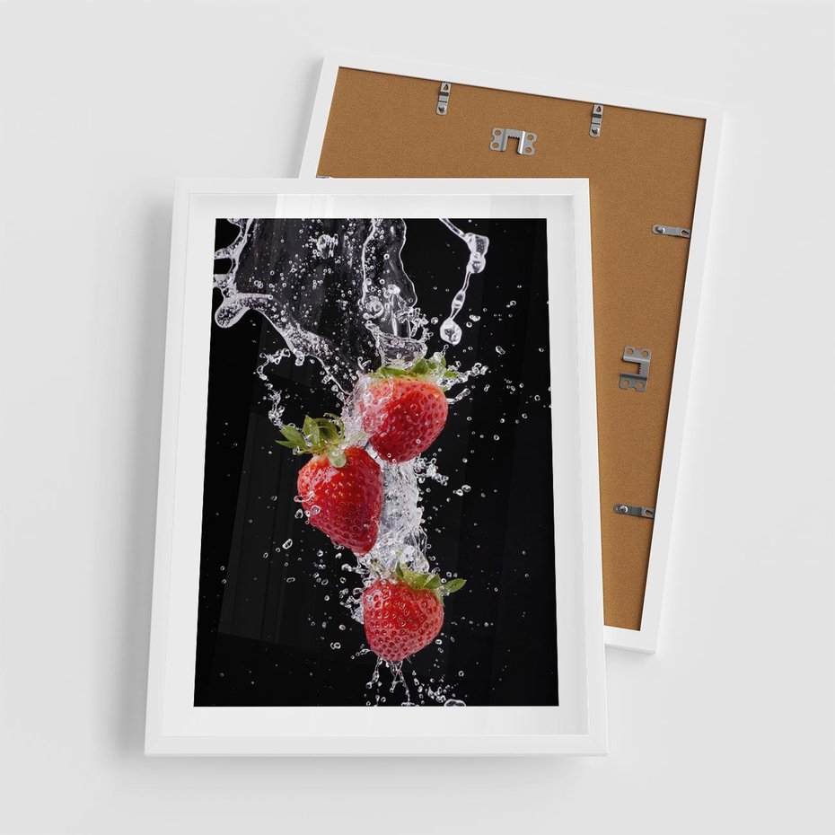 Plakat w ramie 50x70 - Słodki urok truskawek - truskawki, owoce - rama biała