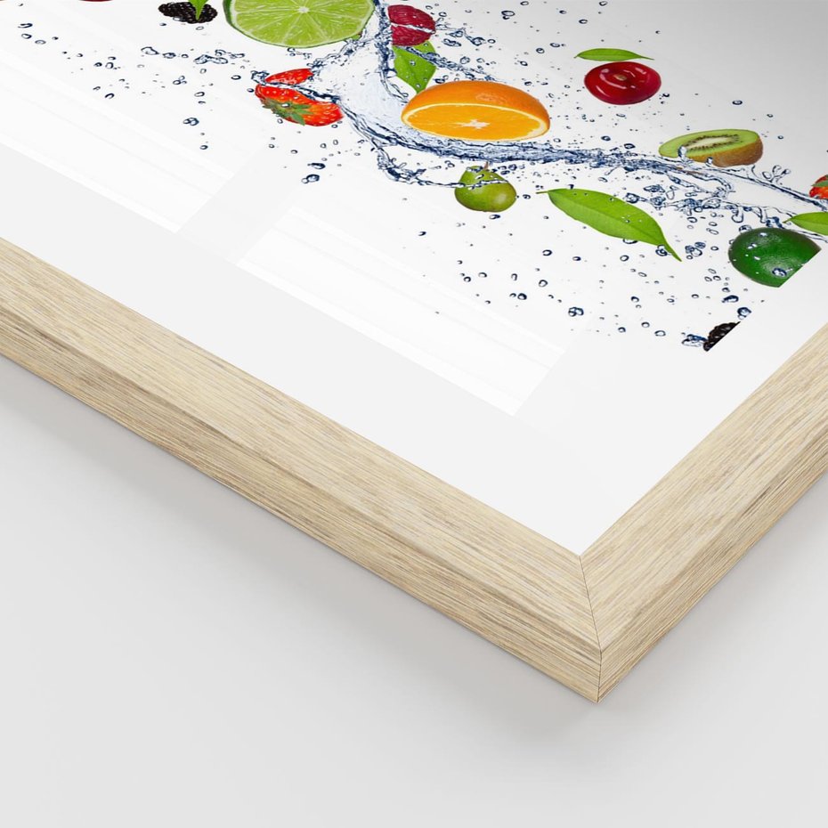 Plakat w ramie 40x50 - Kulinarne Inspiracje - owoce, woda - rama drewno