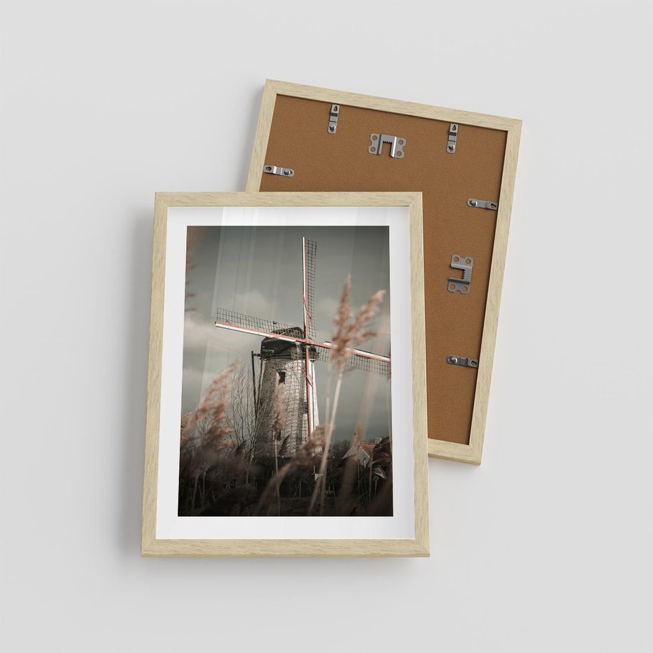 Plakat w ramie 30x40 - Wiejska Idylla: Młyn w Polu - wiatrak, młyn w polu - rama drewno