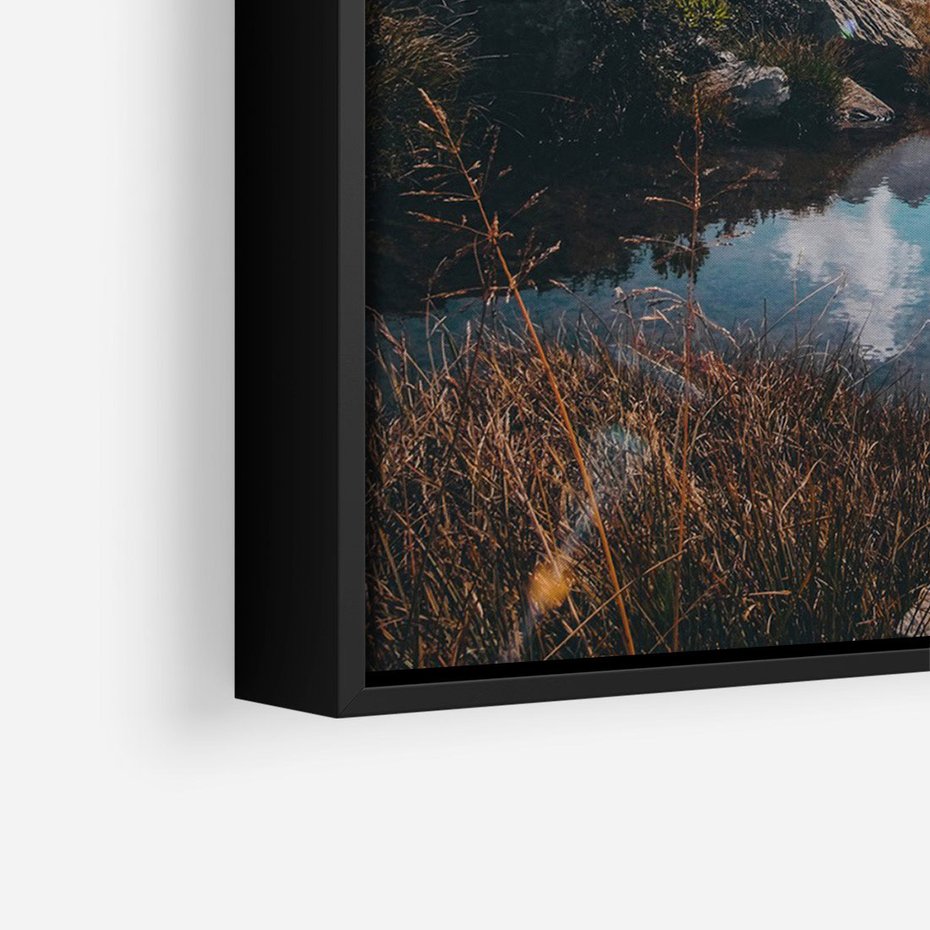 Obraz w ramie 70x100 - Inspirujący Pejzaż - ścieżka, górska - rama czarna