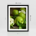 Plakat w ramie 40x50 - Jabłkowa kolorystyka - jabłka, owoce - rama czarna