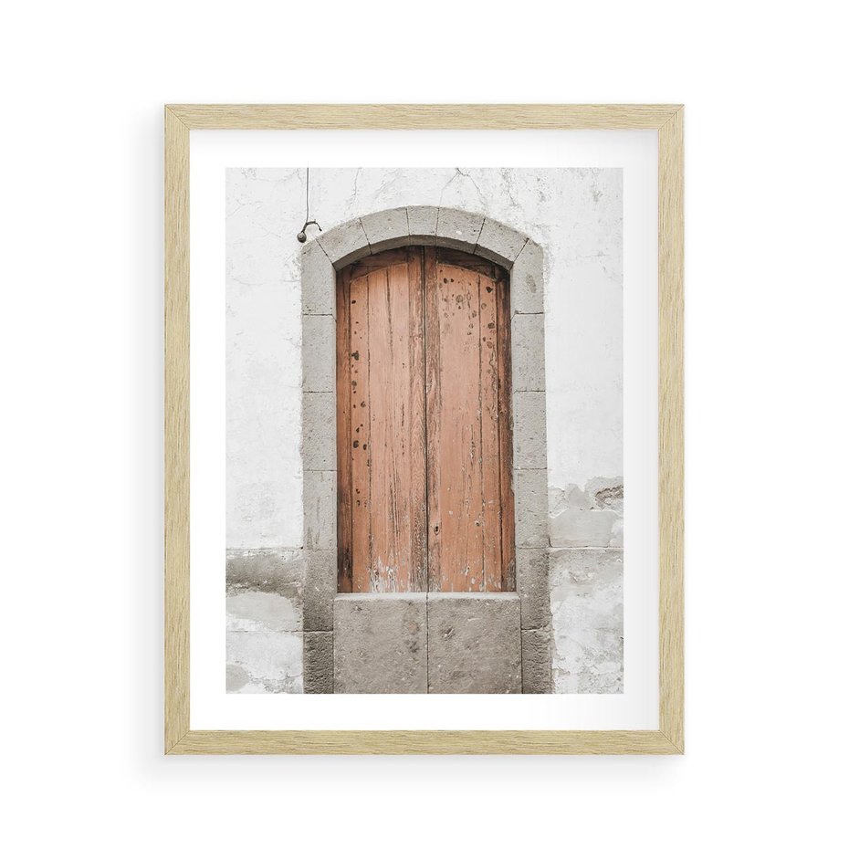 Plakat w ramie 40x50 - Śródziemnomorskie Drzwi Czasu - fotografia starych drzwi, śródziemnomorska architektura - rama drewno