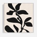 Obraz w ramie 50x50 - Wibracje Akwarelowych Ścieżek - abstrakcyjny minimalistyczna kwiat, czarno biały plakat - rama biała