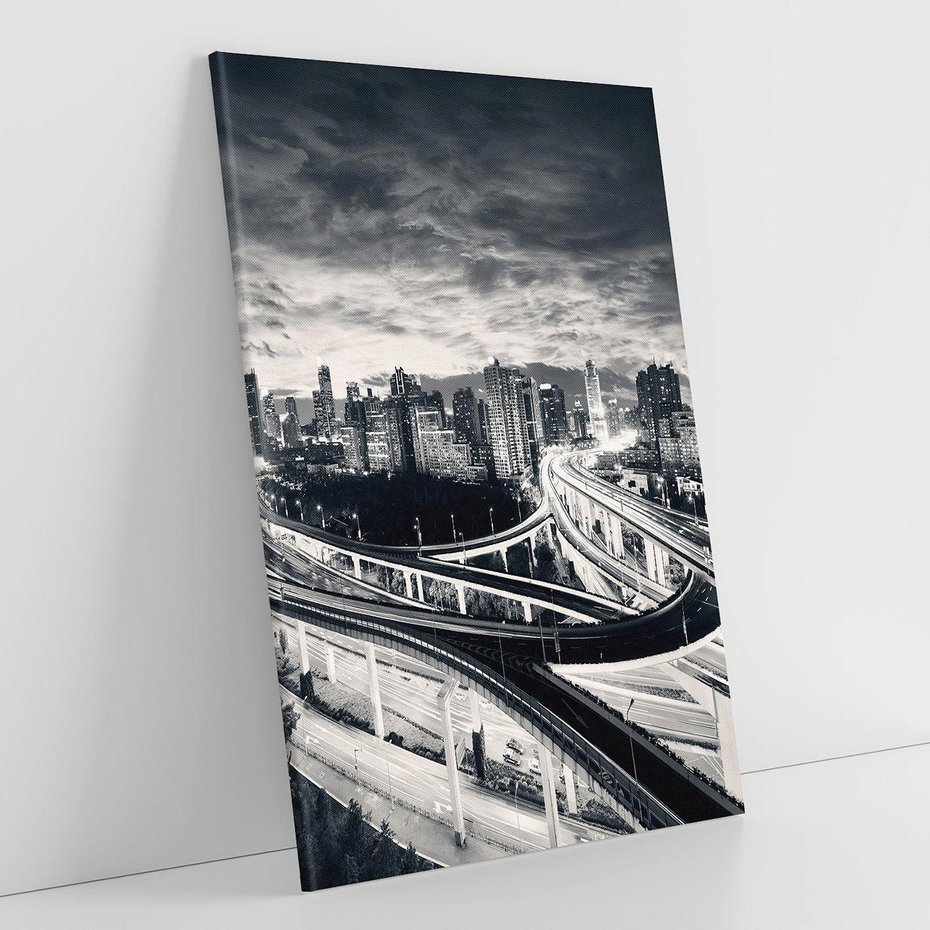 Obraz na płótnie 50x70 - Miejska Symfonia - miasto, nocą