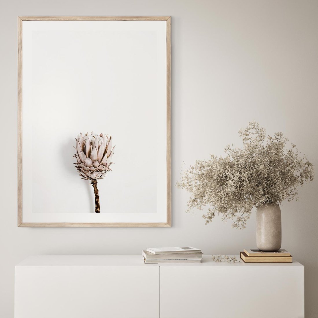 Plakat w ramie 40x50 - Suszona Roślina na Białym Tle - minimalizm, suszona roślina - rama drewno