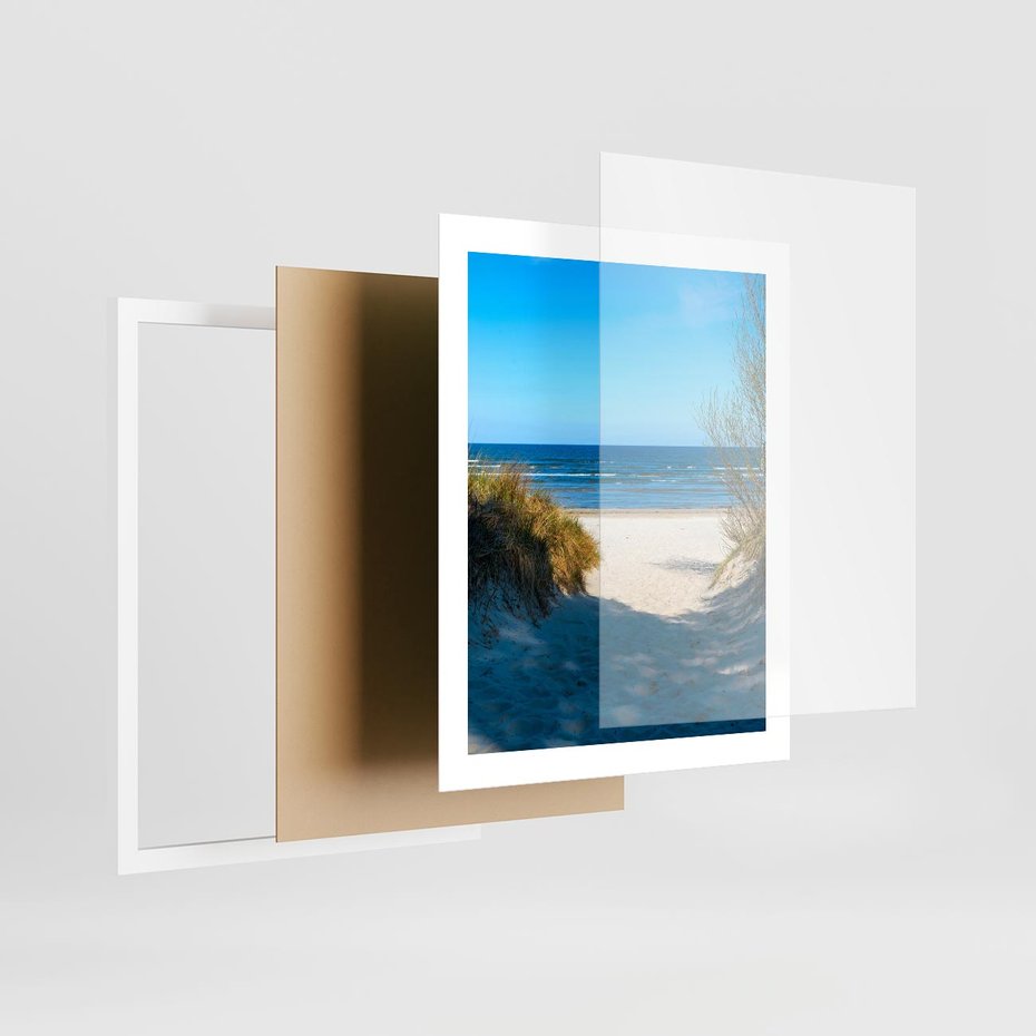 Plakat w ramie 40x50 - Spokój nad brzegiem morza - plaża, morze - rama biała