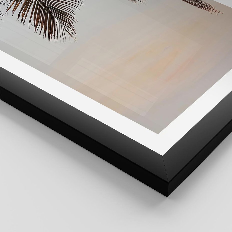 Plakat w ramie 30x40 - Tropikalna Harmonia - palmy na tle nieba - rama czarna