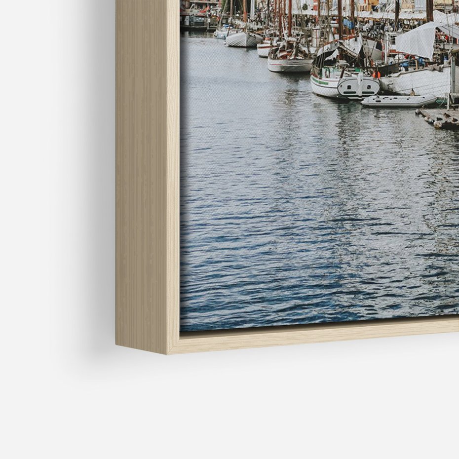 Obraz w ramie 50x70 - Wibracje Miejskiego Klimatu - Dania, Kopehaga - rama drewno