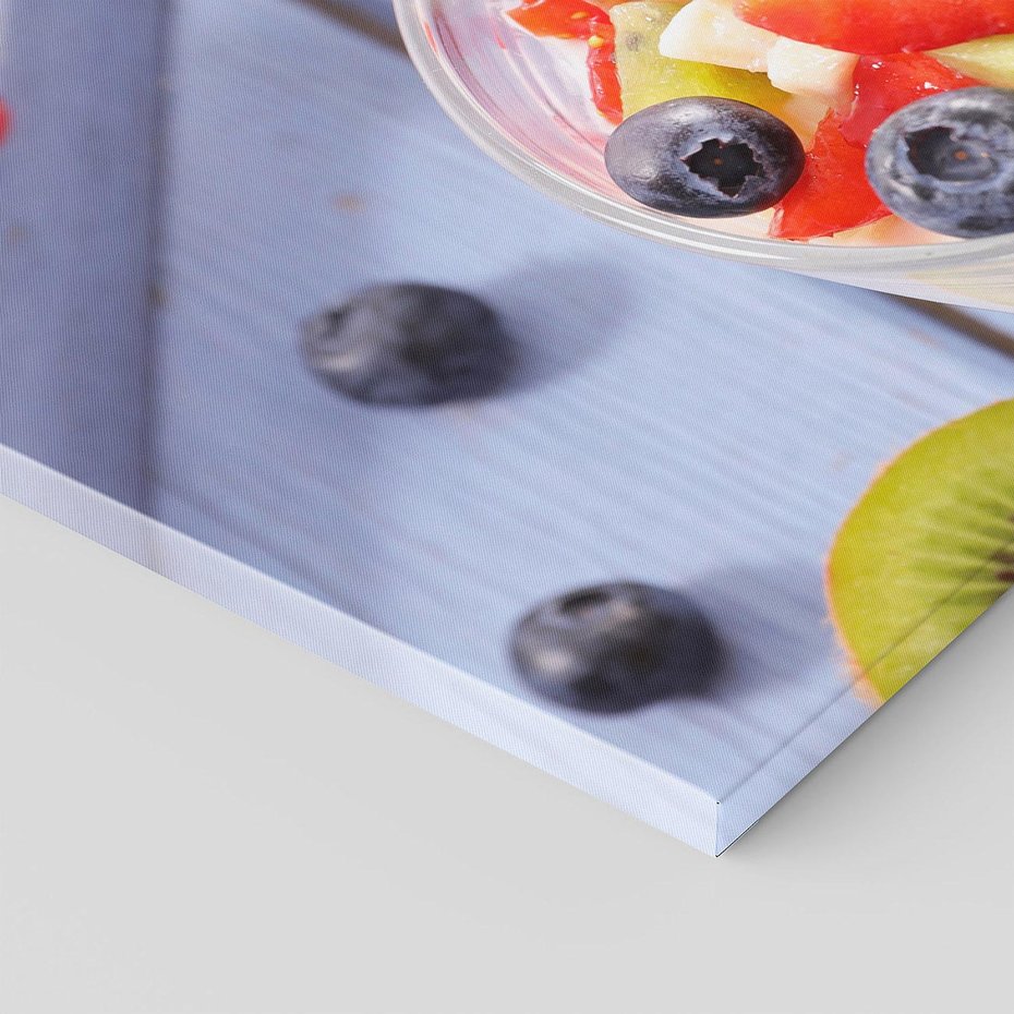 Obraz na płótnie 120x80 - Świeżość i Zdrowie - sałatka, owoce