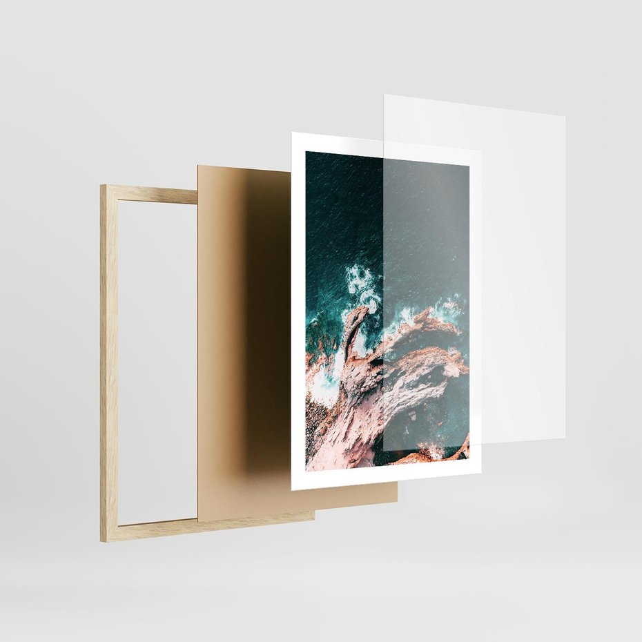 Plakat w ramie 50x70 - Fale i Skały w Spokoju i Burzy - morze, fale rozbijają się o skały - rama drewno