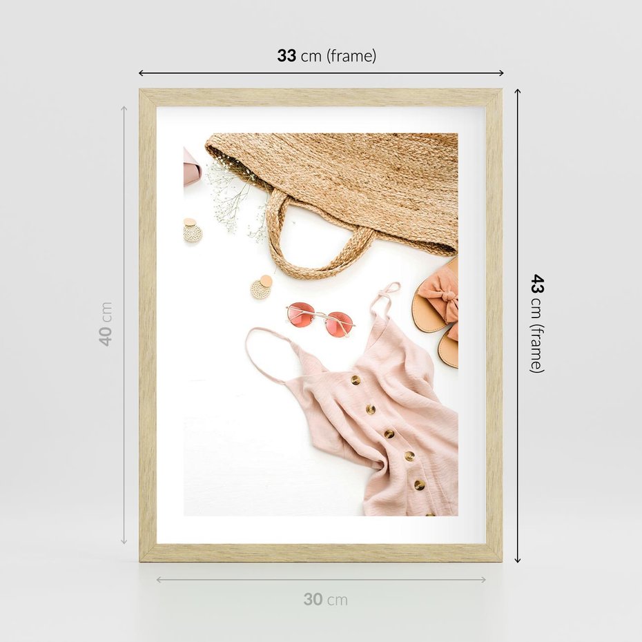 Plakat w ramie 30x40 - Moda na Plażę - kompozycja fashion, sukienka - rama drewno