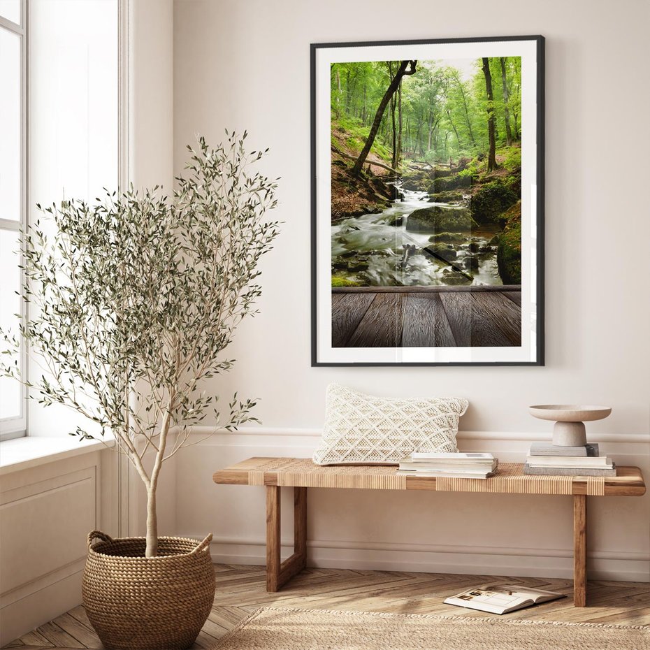 Plakat w ramie 40x50 - Strumyk w lesie - strumyk, w lesie - rama czarna