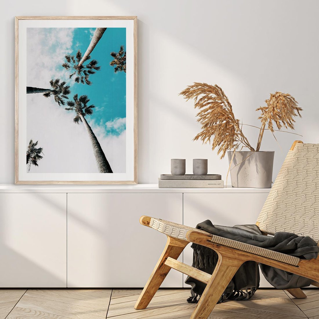 Plakat w ramie 40x50 - Palmy w Gorącym Niebie - palmy, ujęcie z dołu - rama drewno