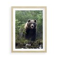 Plakat w ramie 50x70 - Spotkanie z Niedźwiedziem w Lesie - niedźwiedź, las - rama drewno
