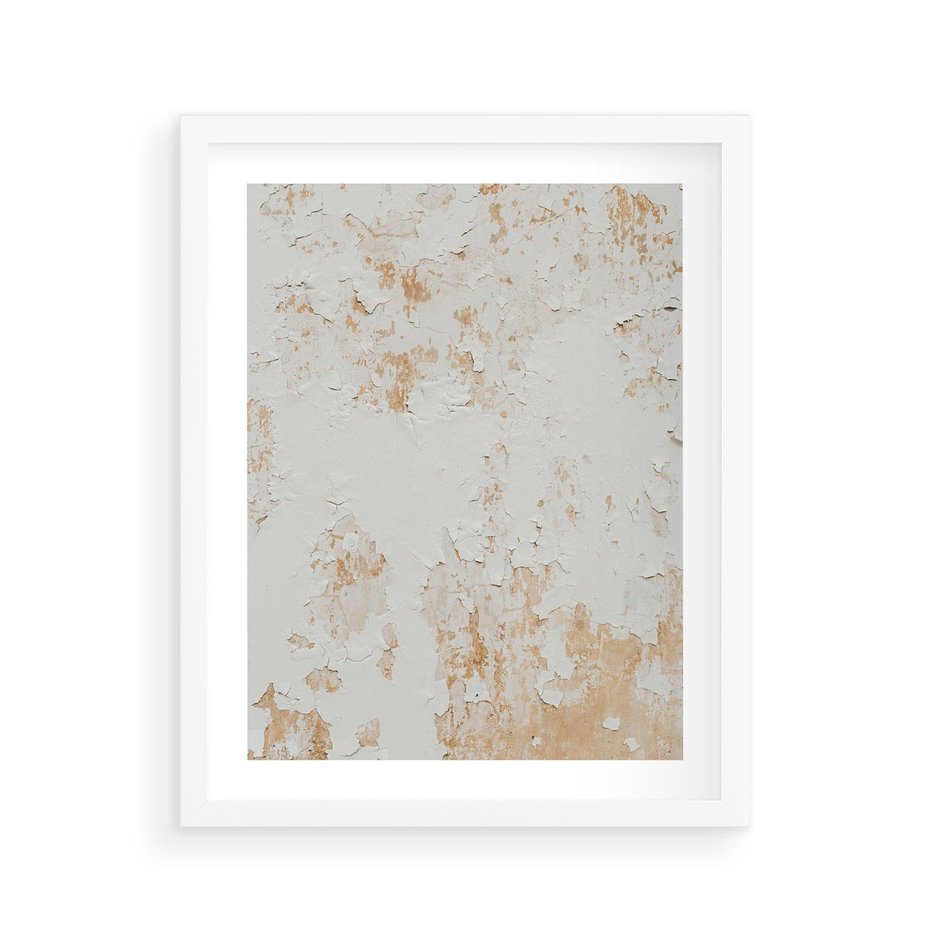 Plakat w ramie 40x50 - Beżowa Ściana z Łuszczącą Się Farbą - stara ściana, beżowa - rama biała
