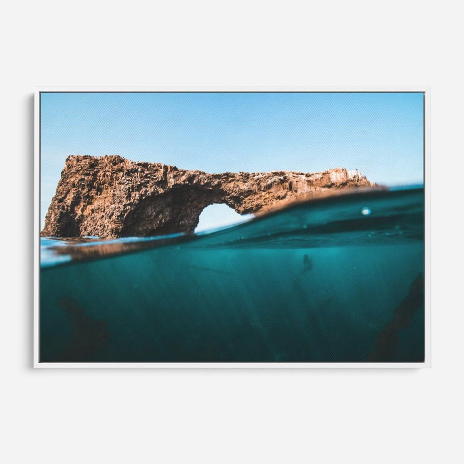 Obraz w ramie 70x50 - Tajemnicza Podwodna Kraina - fotografia, podwodna jaskinia - rama biała