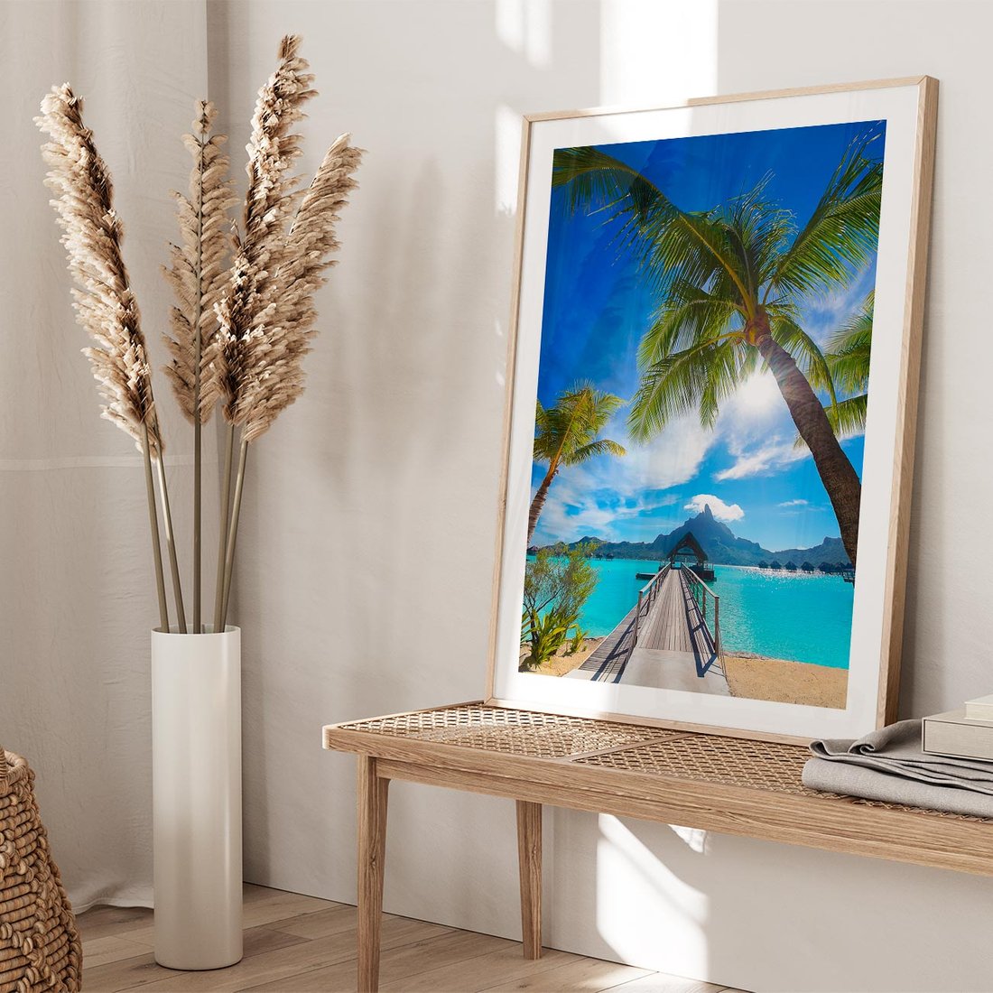 Plakat w ramie 40x50 - Tropikalne palmy nad oceanem - palmy, ocean - rama drewno