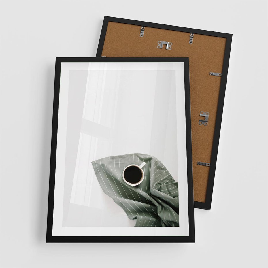 Plakat w ramie 50x70 - Poranek z Kawą - kawa, biała filiżanka - rama czarna