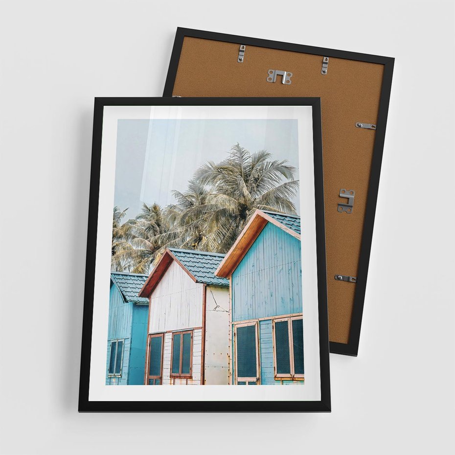 Plakat w ramie 50x70 - Rajskie Wakacje - domki na plaży, błękitne domki - rama czarna