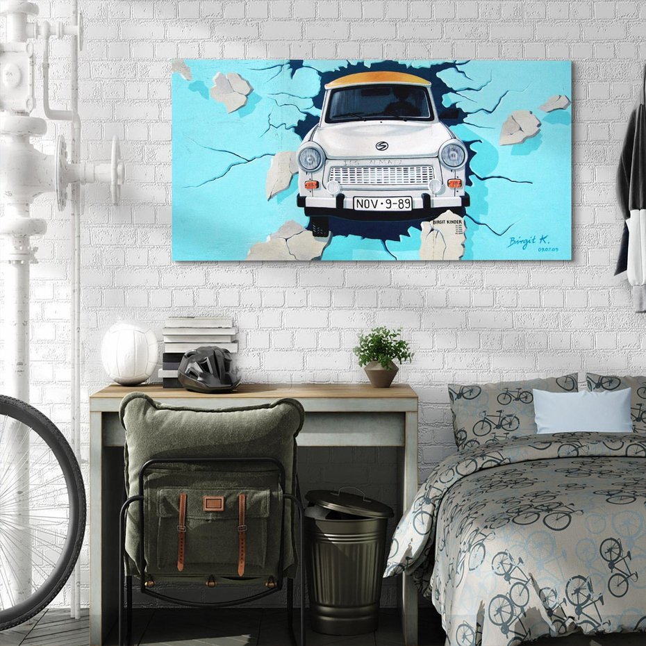 Obraz na płótnie 100x50 - Graffiti wśród gór artystyczne spojrzenie - samochód, graffiti