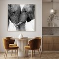 Obraz w ramie 80x80 - Spotkanie Mądrości - fotografia czarno biała, dwa słonie - rama drewno