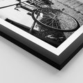 Plakat w ramie 50x70 - Rower w Kontraście - rower, czarno - rama czarna