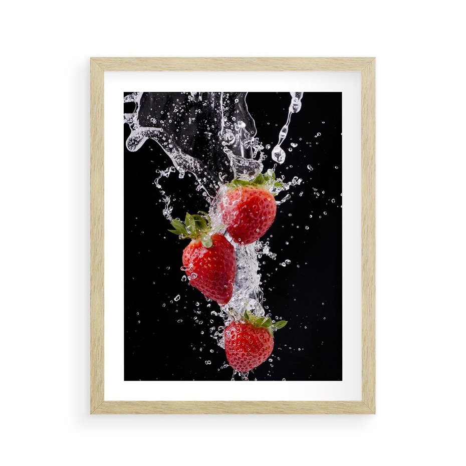 Plakat w ramie 40x50 - Słodki urok truskawek - truskawki, owoce - rama drewno