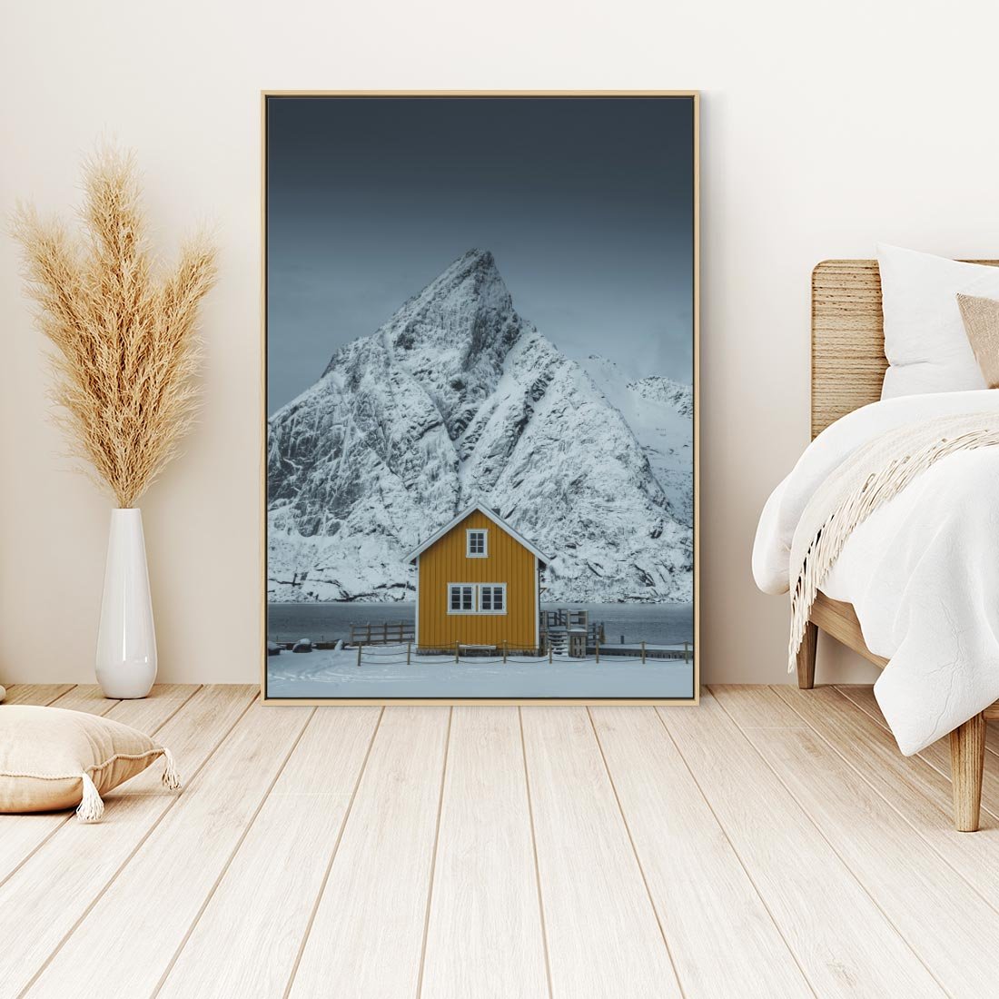 Obraz w ramie 80x120 - Urok Norweskich Domków - Skandynawia, Norwegia - rama drewno