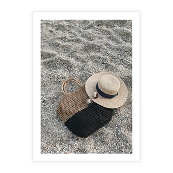Plakat bez ramy 50x70 - Plażowe Przygotowania - torba plażowa, kapelusz