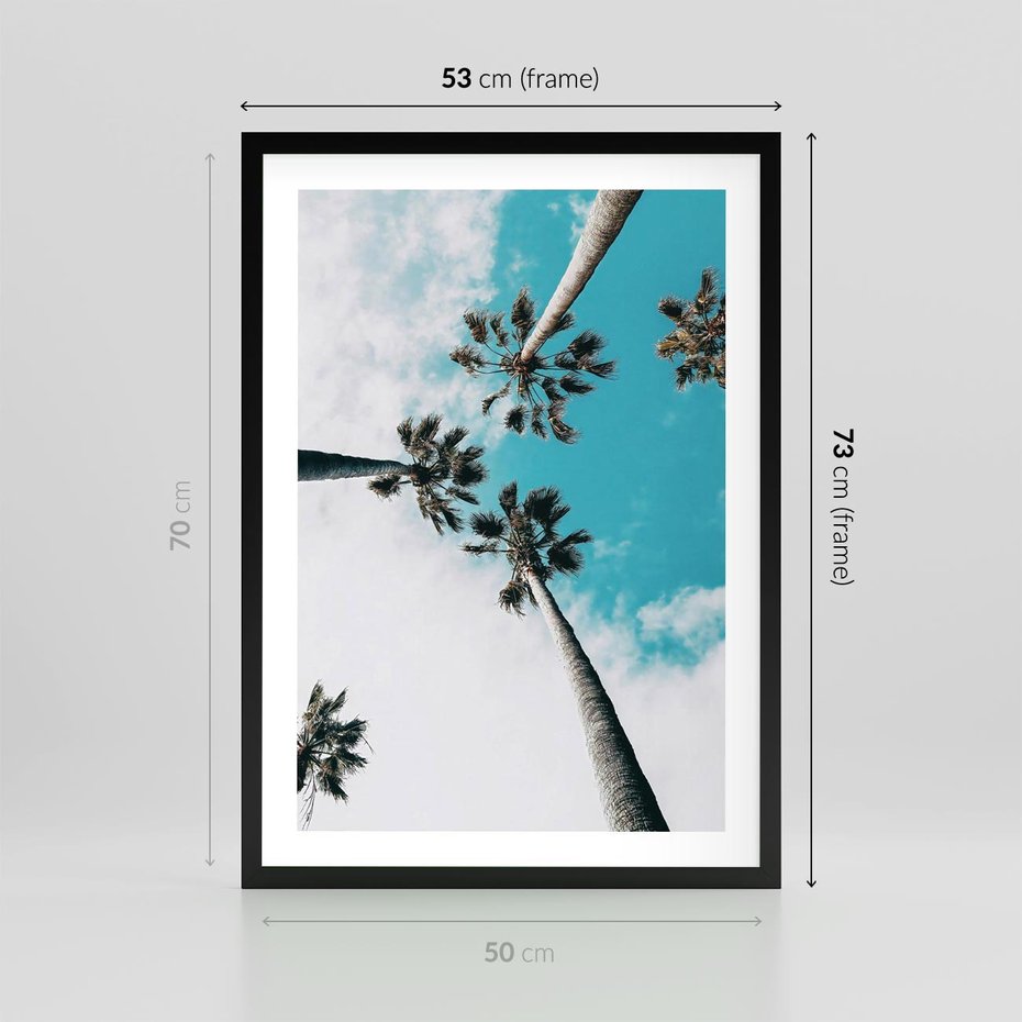 Plakat w ramie 50x70 - Palmy w Gorącym Niebie - palmy, ujęcie z dołu - rama czarna