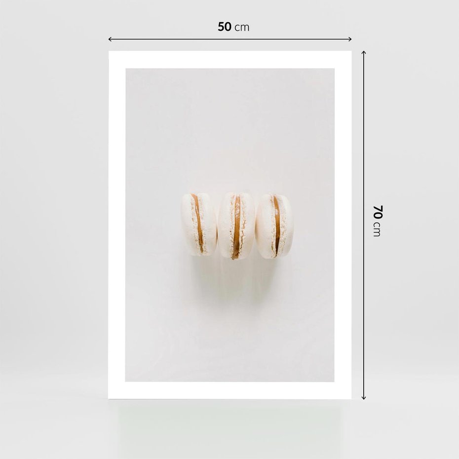 Plakat bez ramy 50x70 - Delikatność w Bieli - białe ciateczka. makaroniki, minimalistyczne zdjęcie