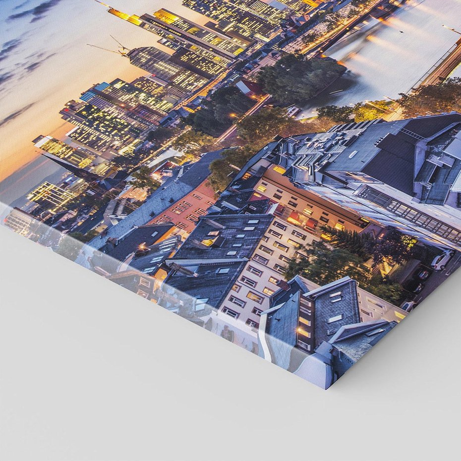 Obraz na płótnie 100x70 - Frankfurt - spotkanie tradycji i nowoczesności - Frankfurt, Niemcy