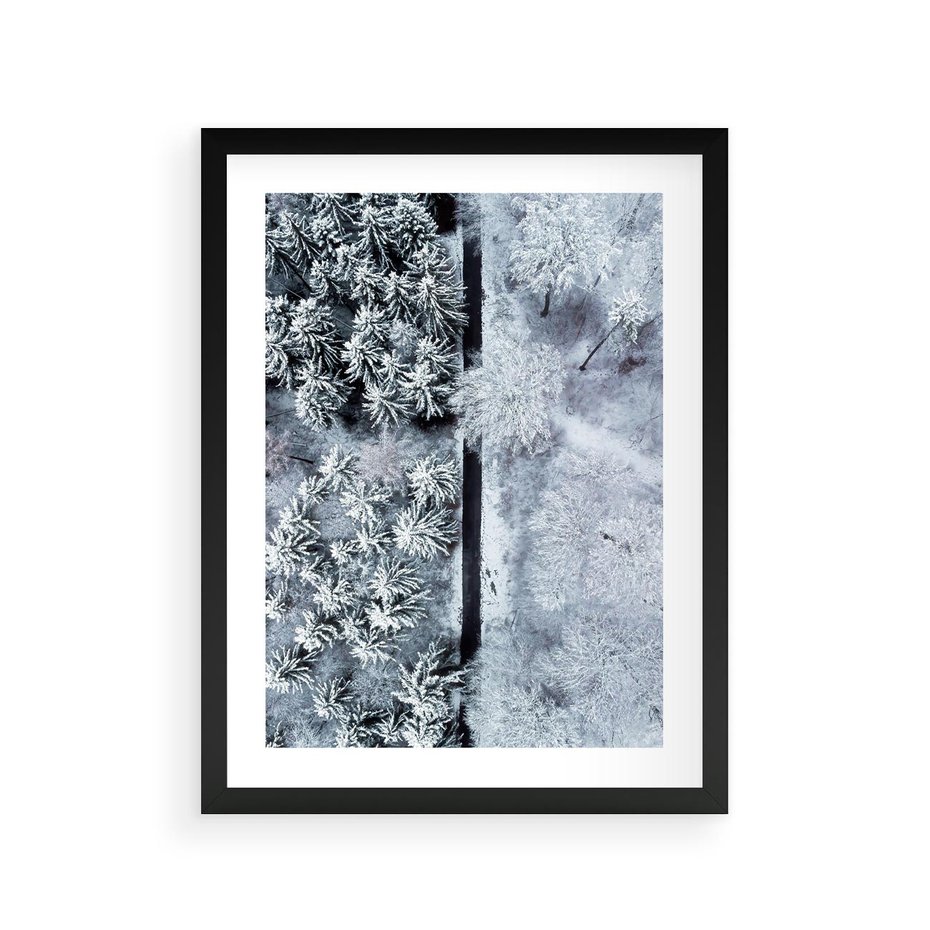 Plakat w ramie 30x40 - Ujęcie Zimowej Szosy - zima, śnieg - rama czarna