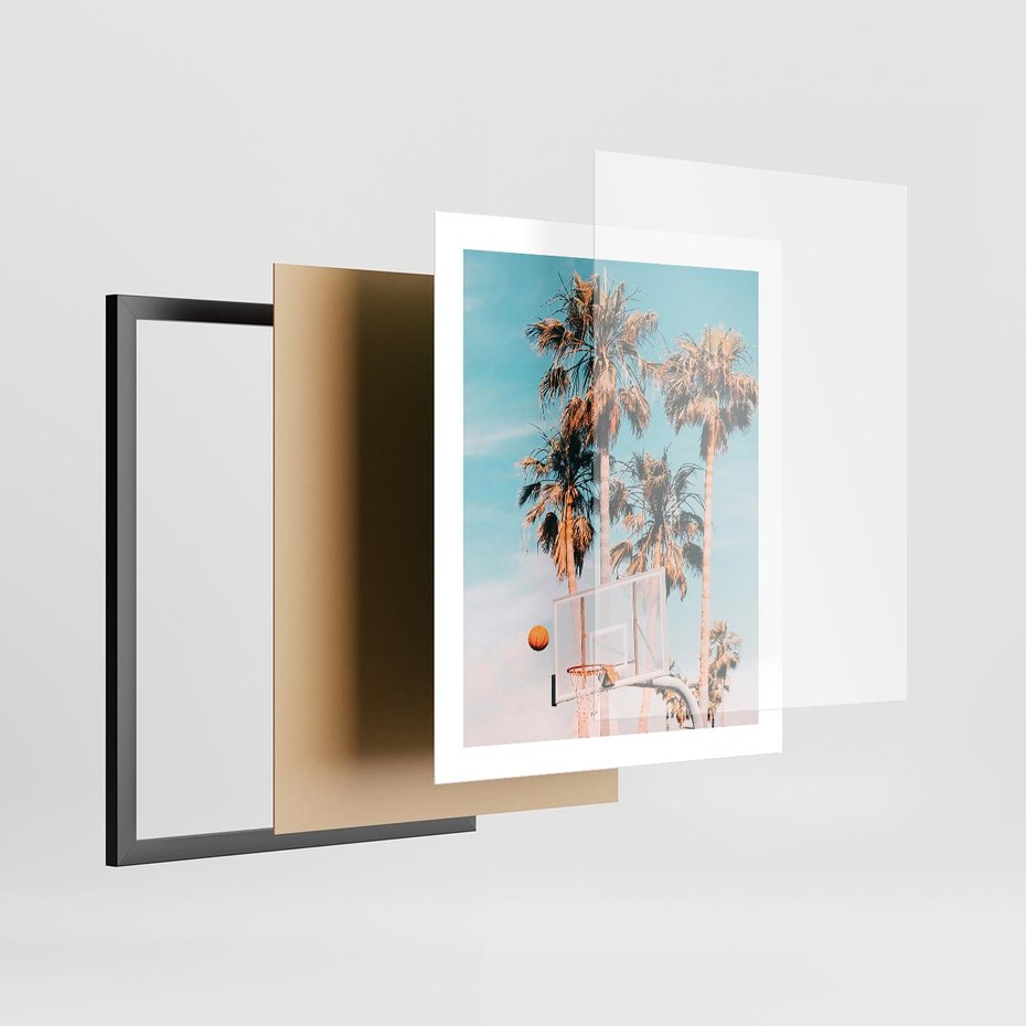 Plakat w ramie 40x50 - Egzotyczna Koszykówka - palmy na tle nieba, koszykówka - rama czarna