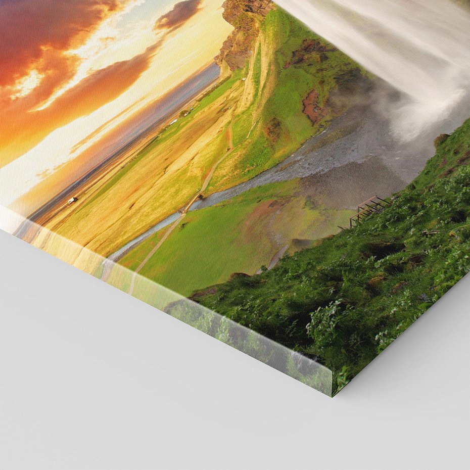 Obraz na płótnie 40x40 - Zachód słońca nad islandzkim wodospadem - Islandia, wodospad