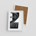 Plakat w ramie 30x40 - Geometryczna Asymetria - architektura, czarno białe zdjęcie - rama biała