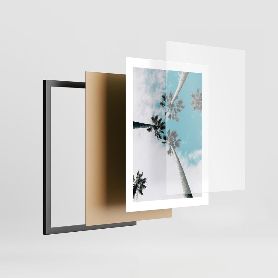 Plakat w ramie 30x40 - Palmy w Gorącym Niebie - palmy, ujęcie z dołu - rama czarna