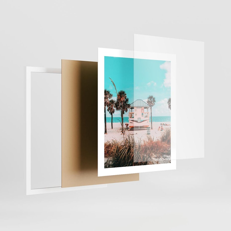 Plakat w ramie 40x50 - Plaża, Palmy i Spokój Miami - budka ratownika, plaża Miami - rama biała