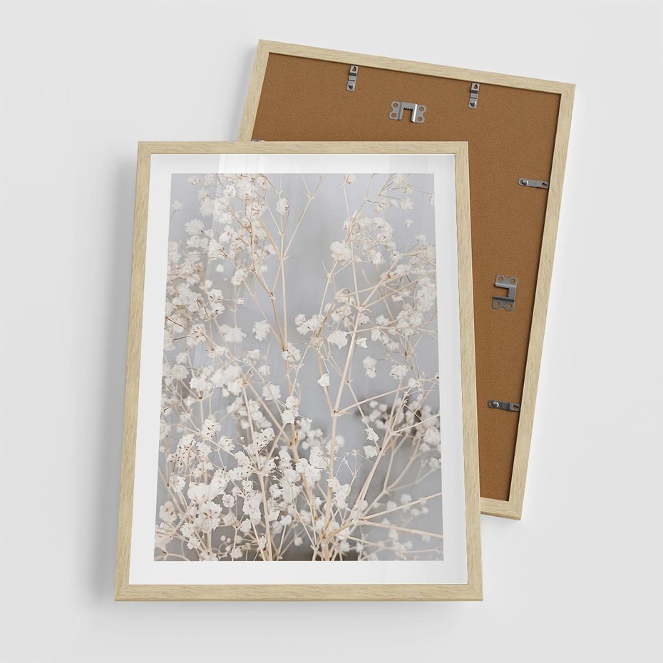 Plakat w ramie 50x70 - Białe Drobne Kwiaty - gipsówka, białe drobne kwiatki - rama drewno