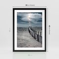 Plakat w ramie 30x40 - Burzowy pomost na plaży - plaża, pomost - rama czarna